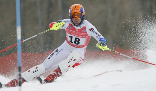 Jan-Michael-Kochalski-Skiing